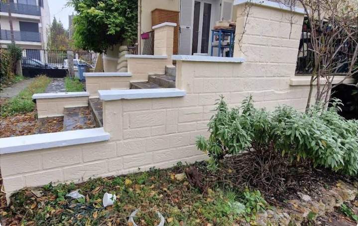 Après peinture murs escalier Paris 16e