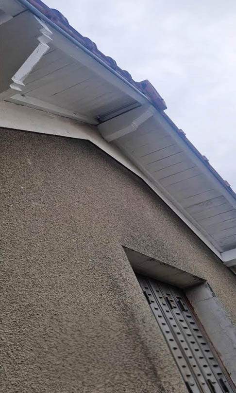 Après peinture avant-toit maison Paris 16e